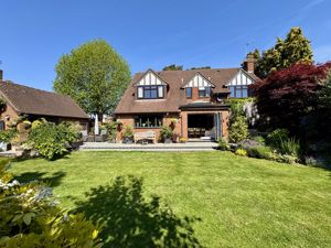 Photo 25- click for photo gallery